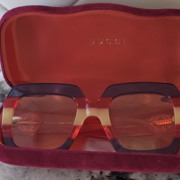 Gucci glasses ISO LOOKING FOR THESE